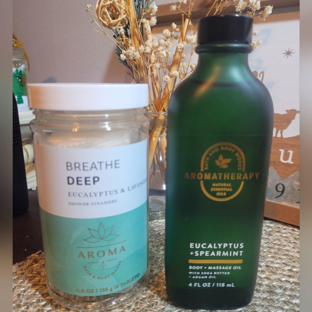 Duo Aromatherapy Relaxing Eucalyptus Massage Oil and Bath Bombs. Bath and Body W